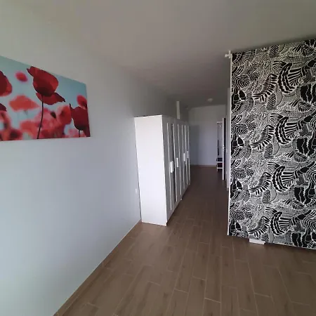 Apartment Cherry Bratislava & Free Parking Exterior foto