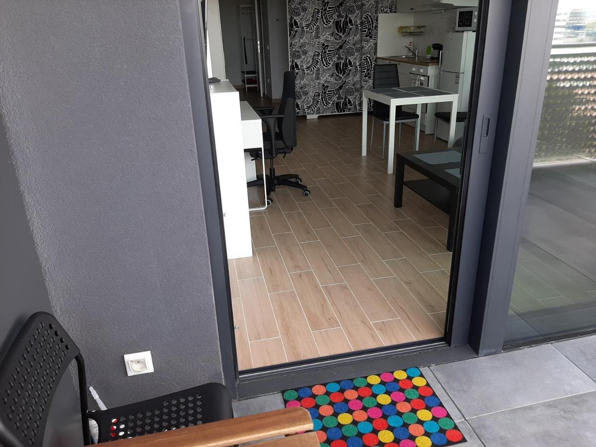 Cherry & Free Parking Apartament